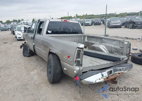 2003 Chevrolet Silverado 1500 Ls из США, поврежденный, VIN 2GCEK19V931183363